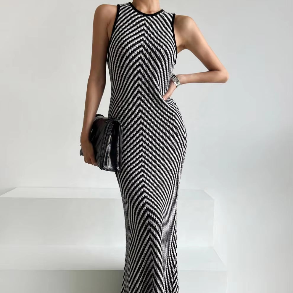✨ Chic & Sleek: Striped Sleeveless Bodycon ✨